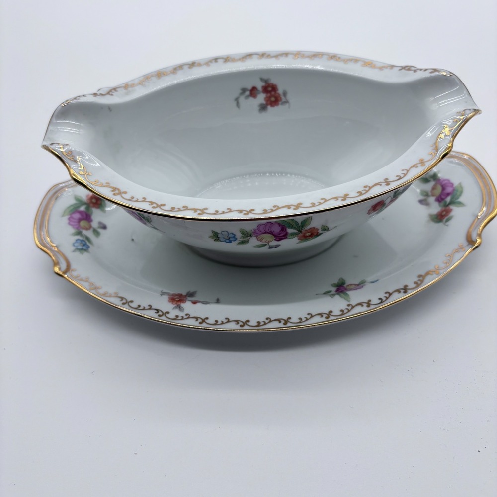 Noritake China Dresdlina Gravy Boat Attached Plate‎ Hand Painted Retired Pattern